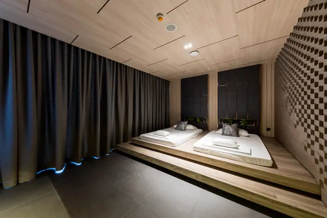THE ROOM Sukhumvit 38, photo 3
